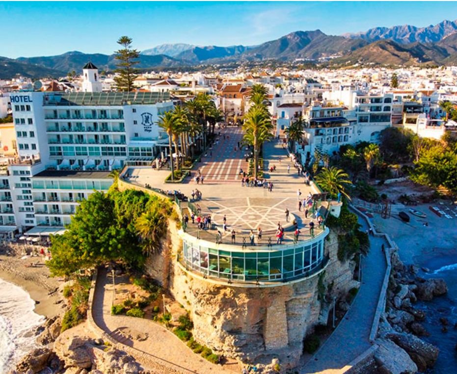 Nerja Travel Guide