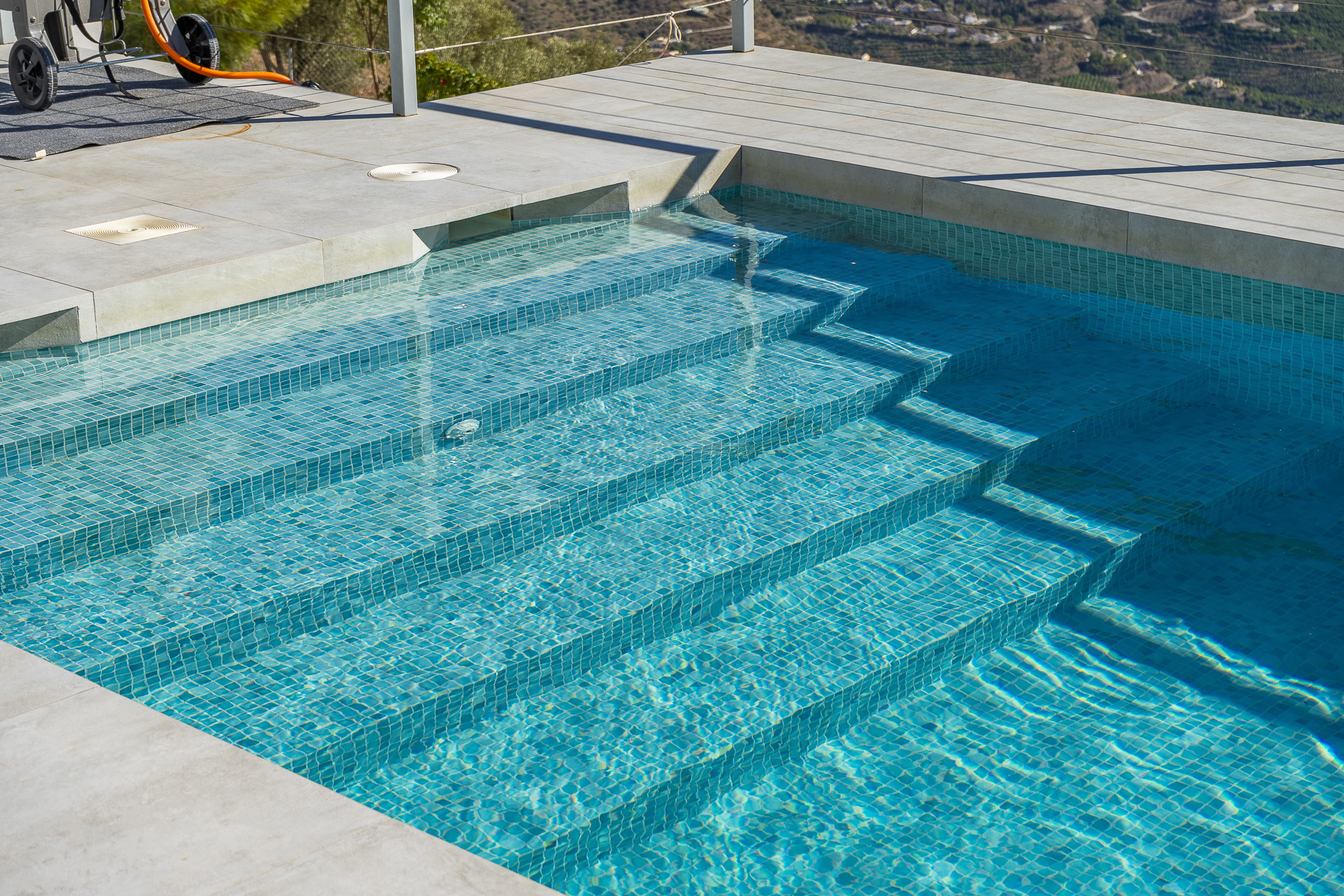 Saltwater pool steps